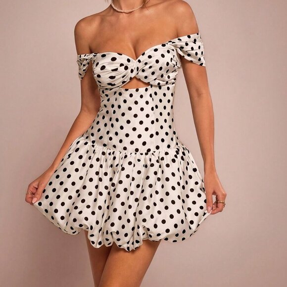 Dresses & Skirts - Black And White Casual Women's Polka Dot Mini Dress